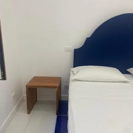 Гостьовий будинок Helmirage Luxury 4*