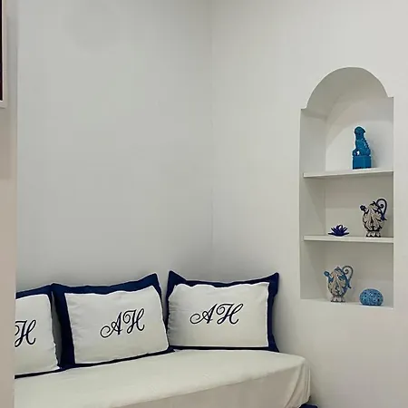 Helmirage Luxury