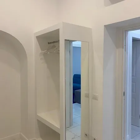 Helmirage Luxury Гостьовий будинок Сорренто